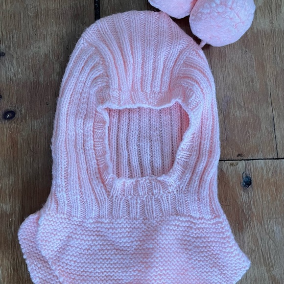 Hand Knit Wool Sweater Set - Picture 4 of 6